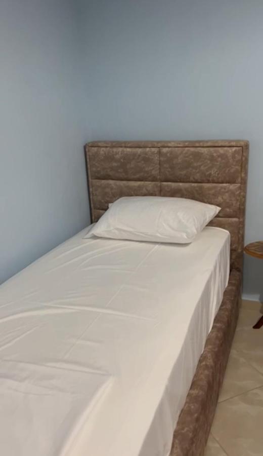 Guest House Andersoni Dhoma Plazhi Andersoni Shen Ded Gjoni Ngoại thất bức ảnh