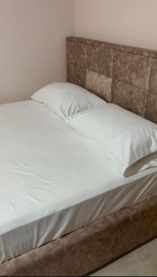 Guest House Andersoni Dhoma Plazhi Andersoni Shen Ded Gjoni Ngoại thất bức ảnh